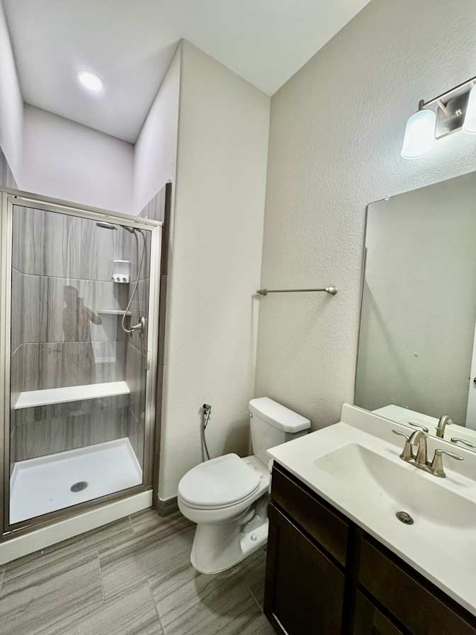 Hannah Nguyen's room