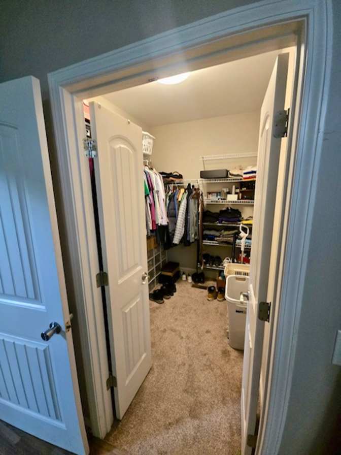 Lisa's room