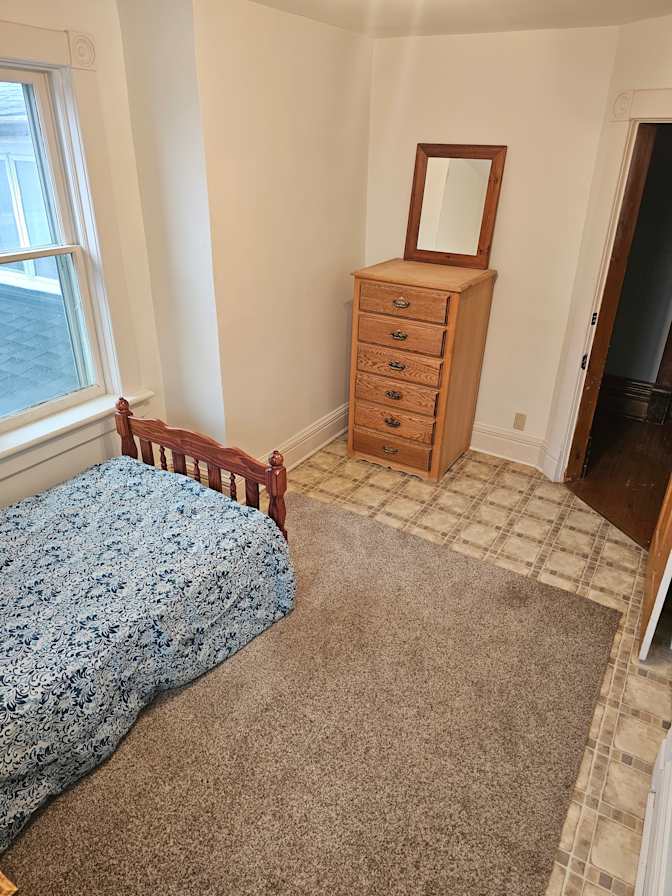 Stephanie's room