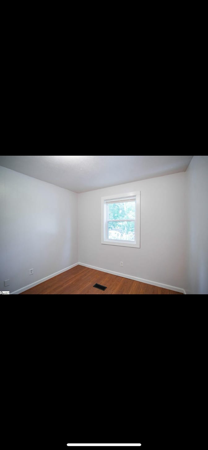 Zachary T Fulton's room