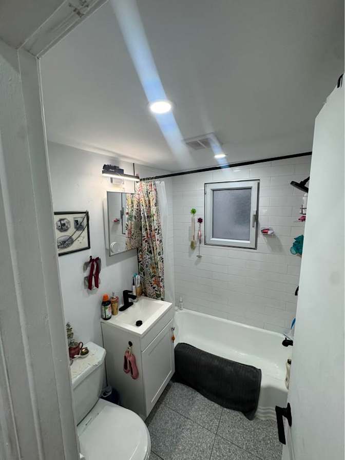 Toni's room
