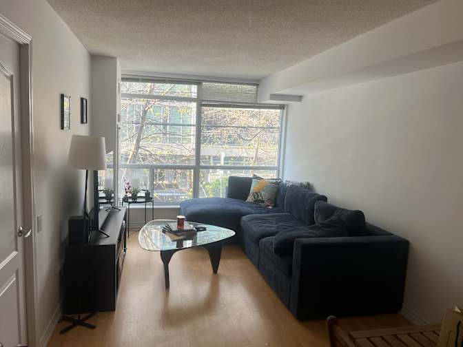 Juan's room