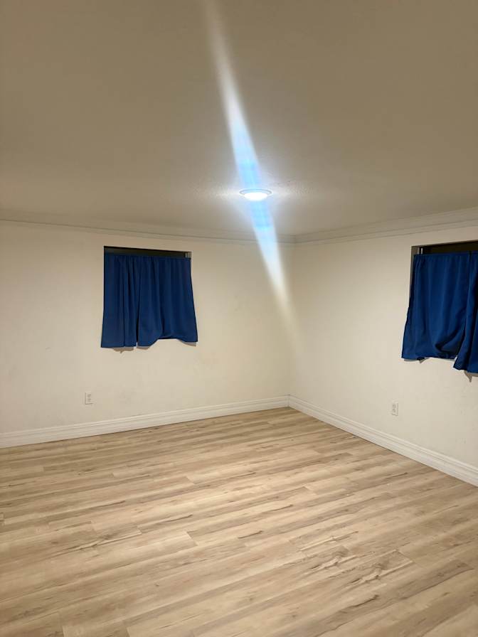 DENZIL FRANKLYN's room