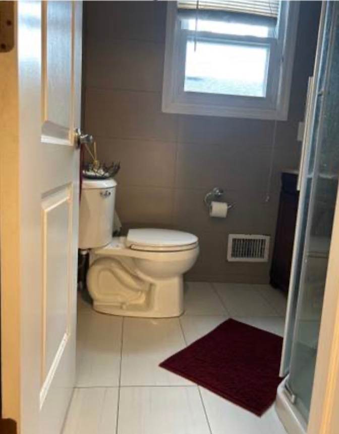 D's room