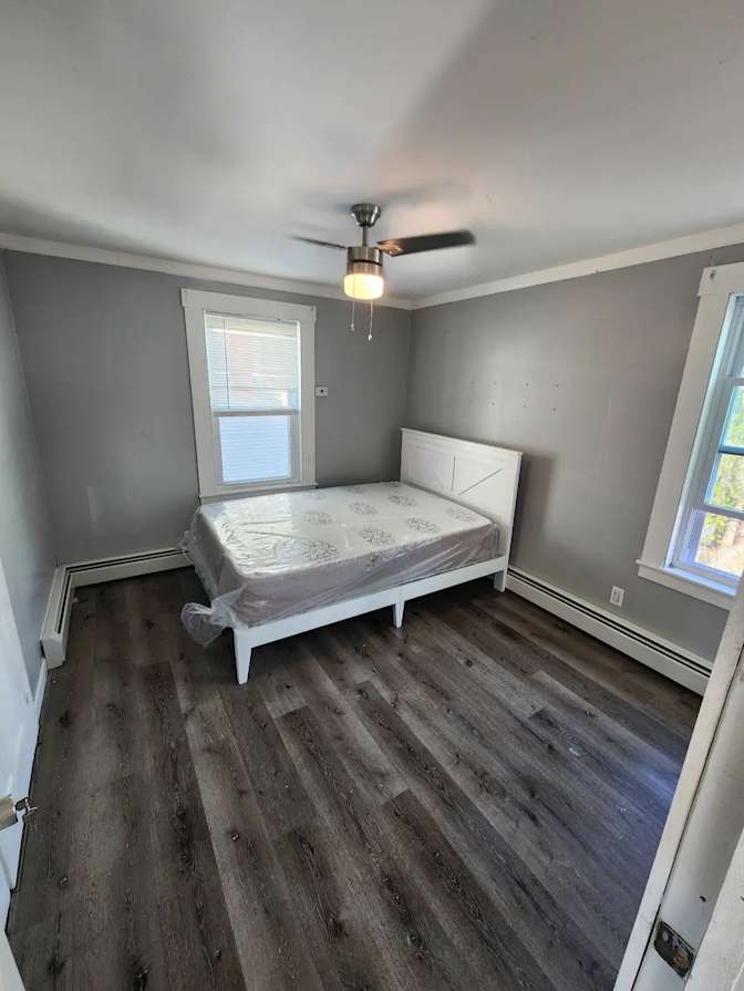 Benny's room
