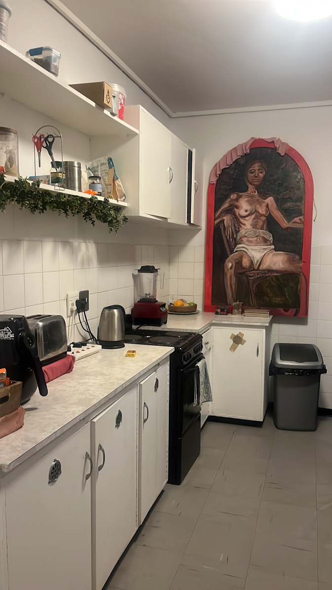 Dinah Frey's room