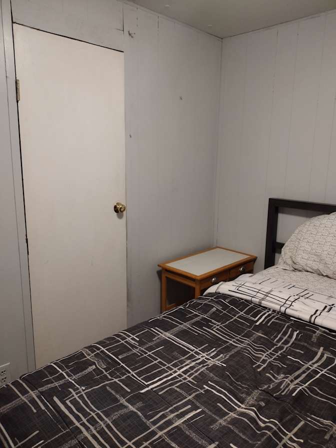 Mykh's room