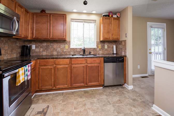 lifedoorrentals's room