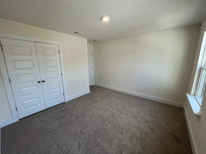 Alcove Rooms's room