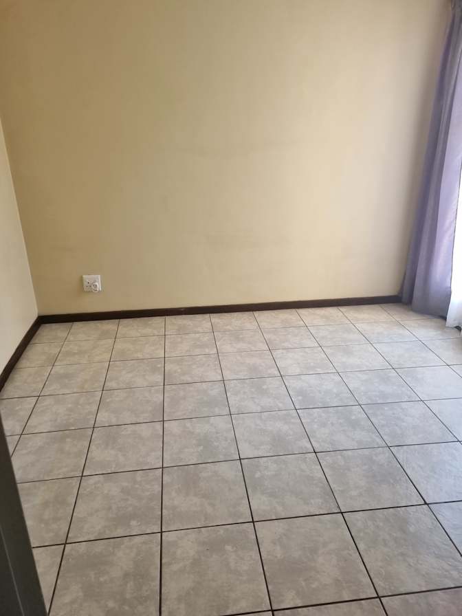 Mandla's room