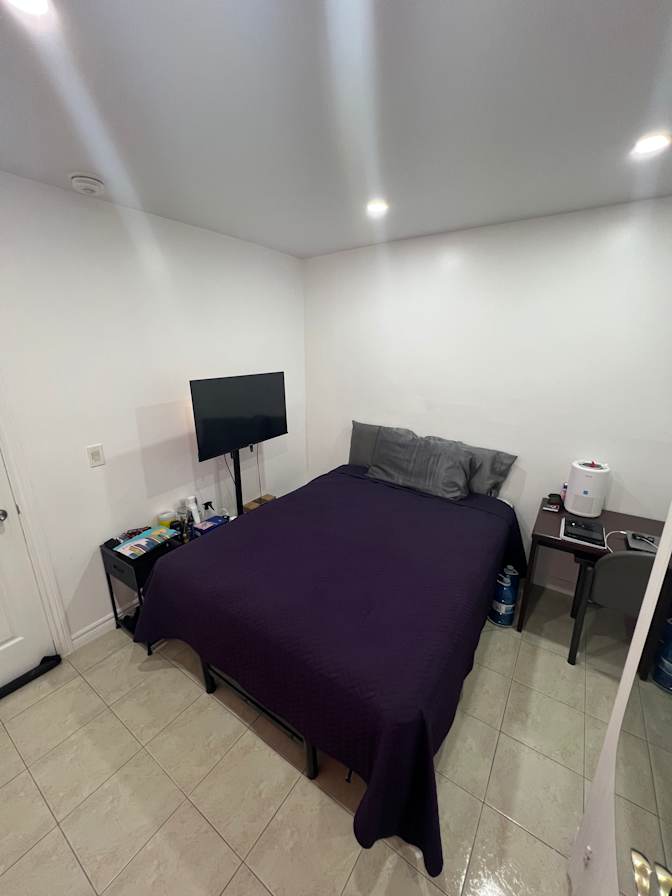Paapa's room