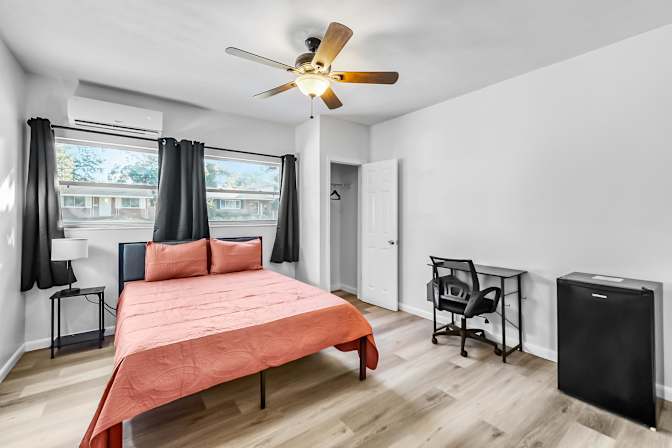 PadSplit's room