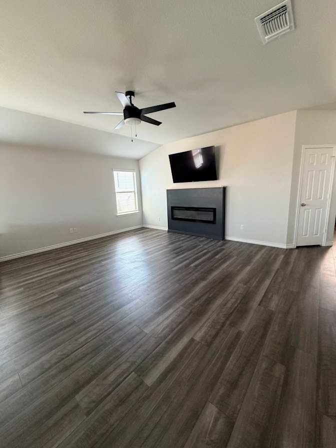 Victoria's room