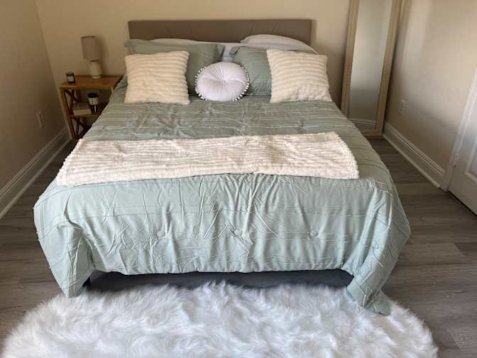 THERESA M BUCKLEY BRADY's room
