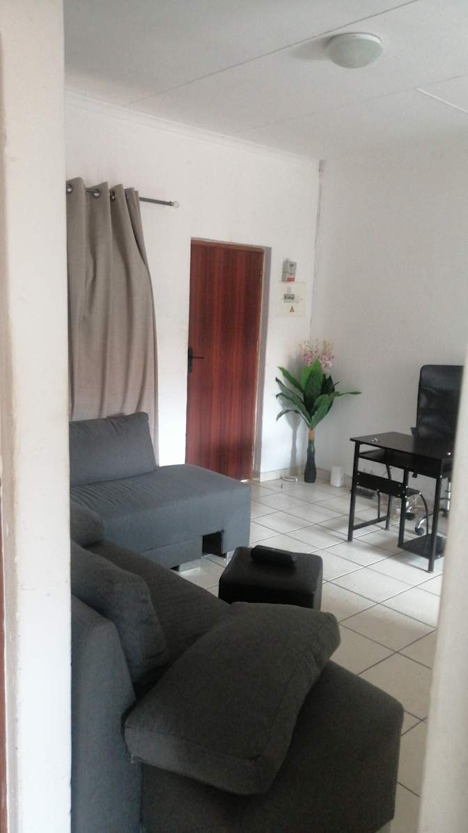 Karik's room