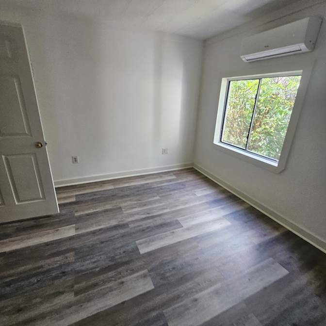 PIE Rentals's room