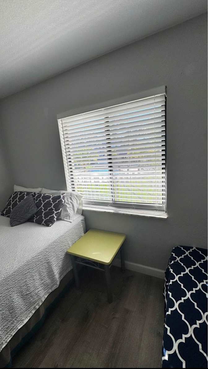 Julio Hernandez cordova's room
