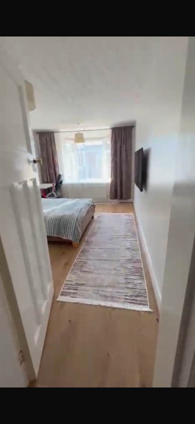 Nooran Hayat's room