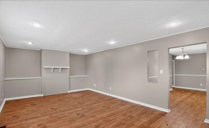 Triunn's room