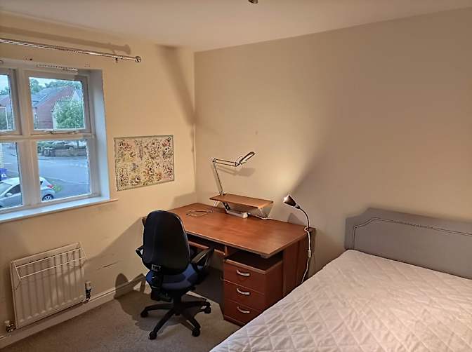 Vic's room