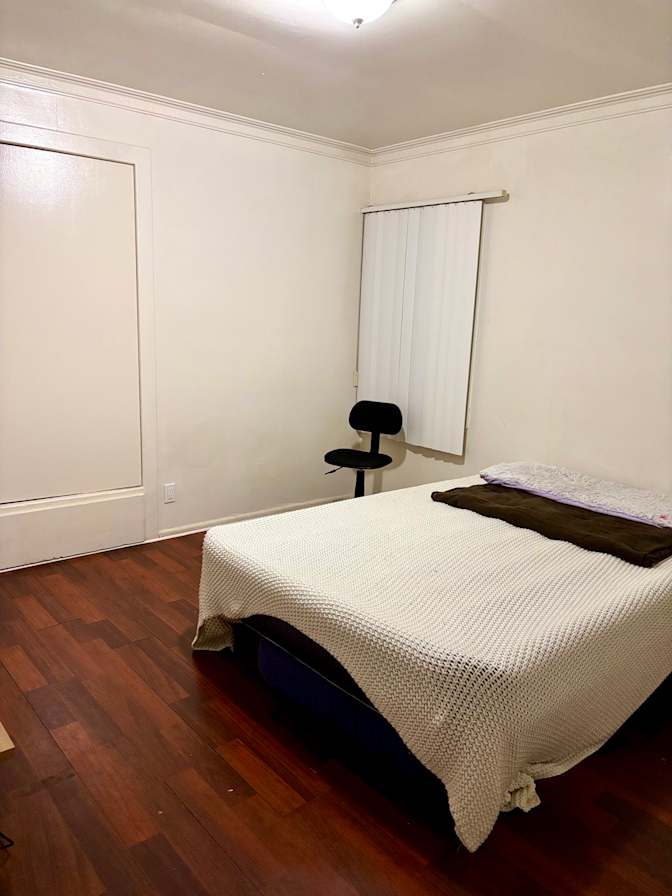 Mark Ogbunamiri's room