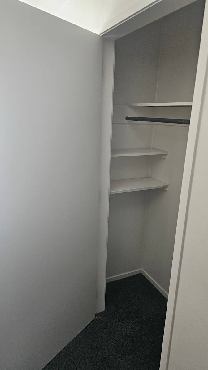 Dee's room