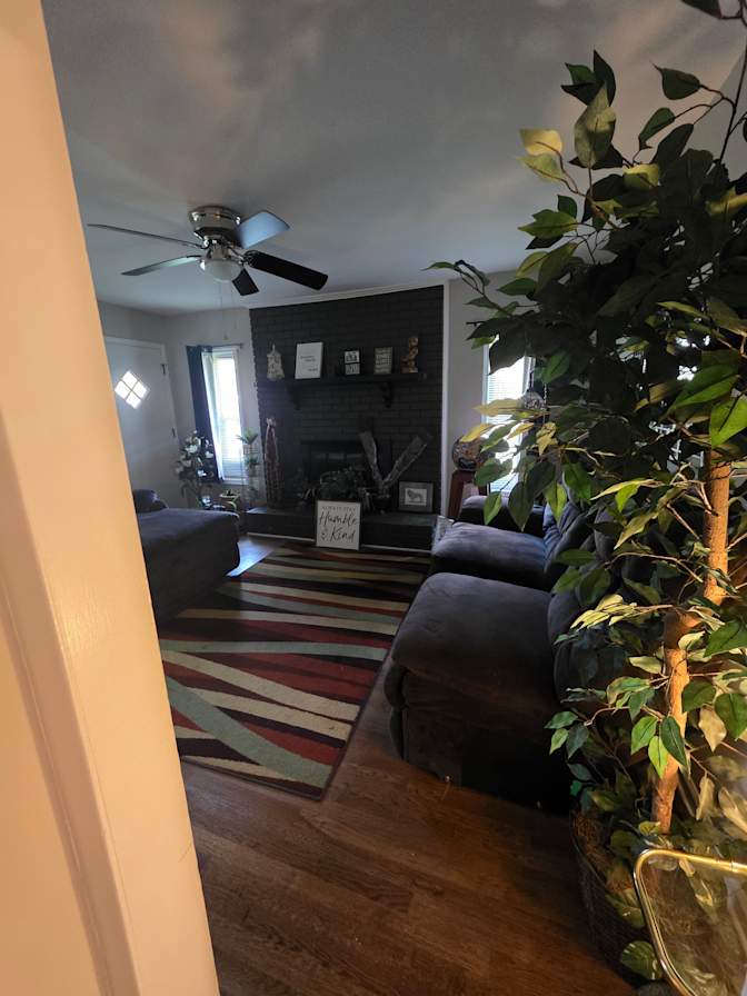 CL&C Property Management and Consulting's room