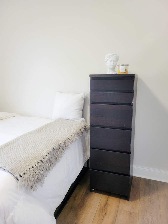 MIT Secure Stay's room