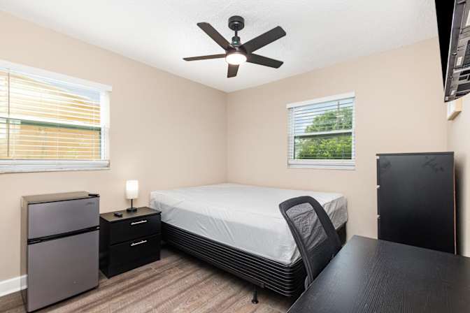 PadSplit's room