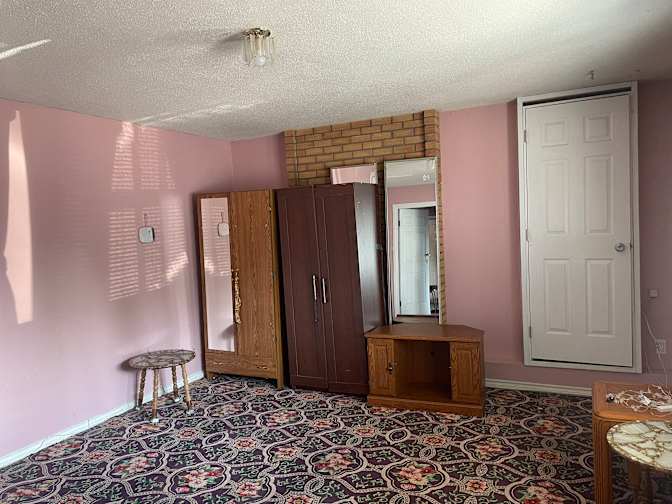 J's room