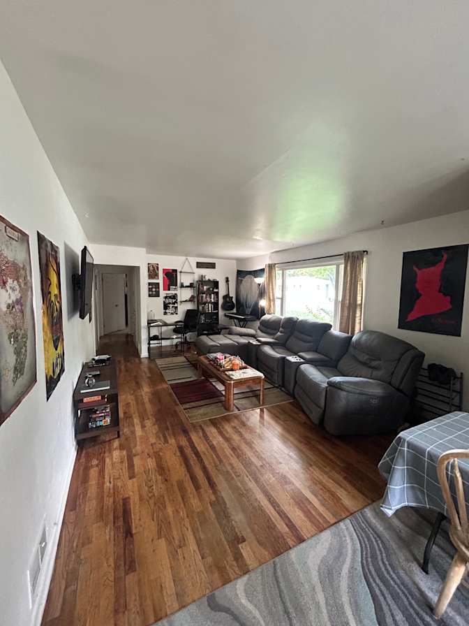 Theo's room