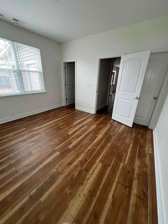 Leydi Zora's room