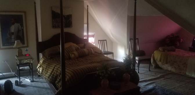 Mark's room