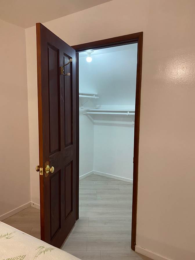 Linda's room