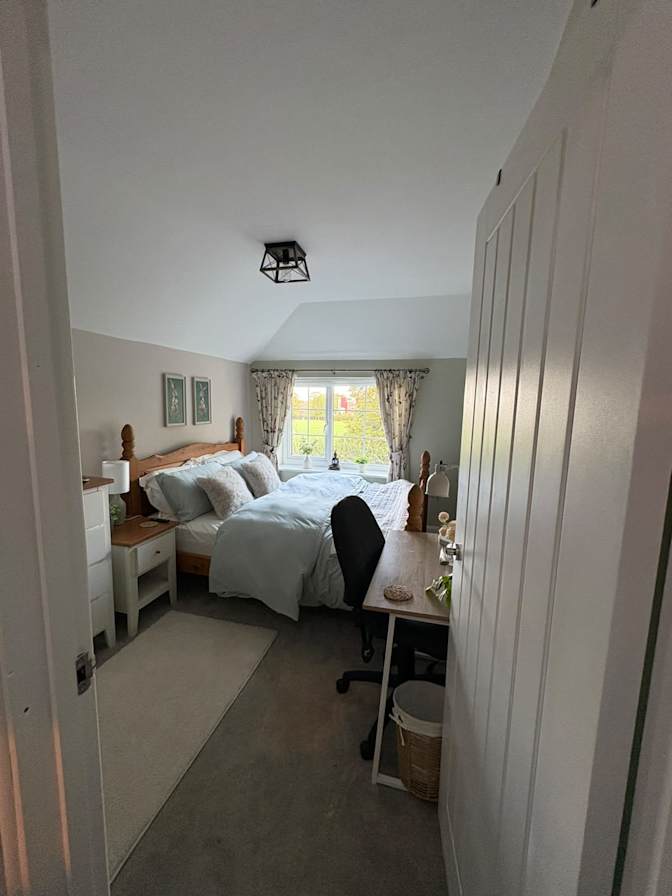 Vicky's room