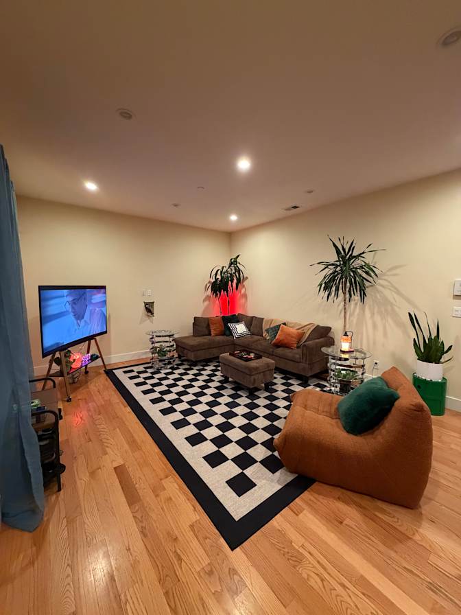 Tsehay Senghor's room