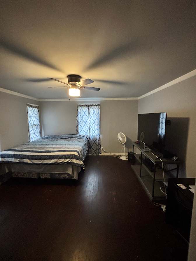 Malik's room