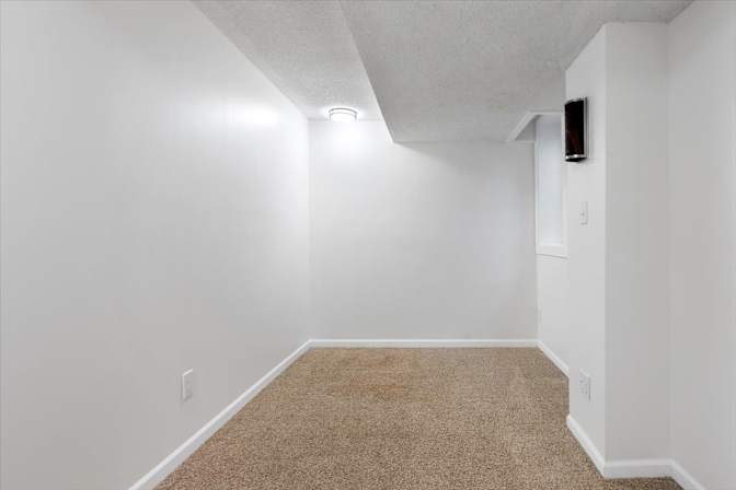 Kirsten Keller's room