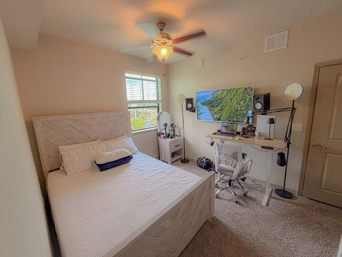 Samantha Pena's room