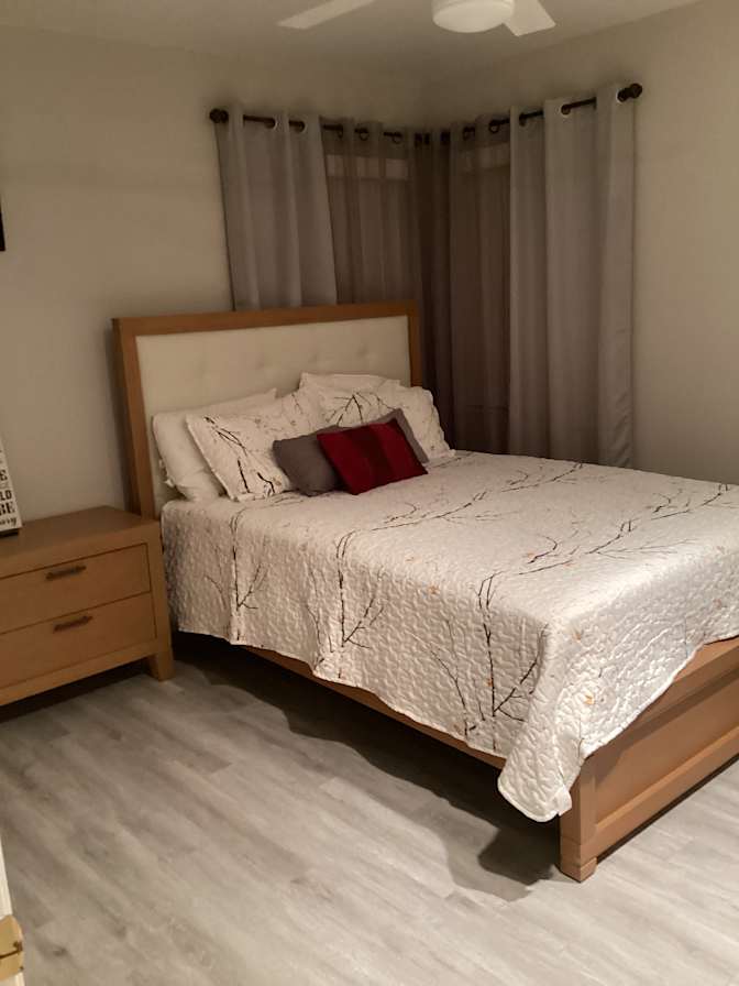 Evelyn's room