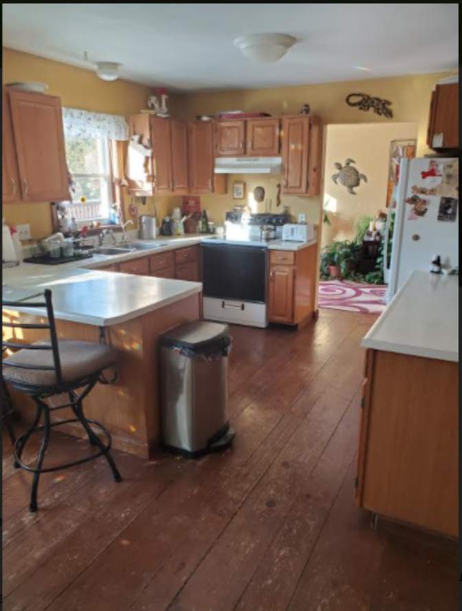 Phyllis's room