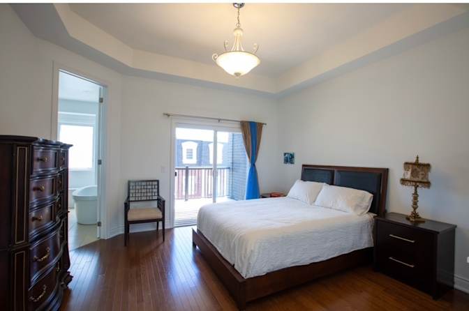 Lina's room