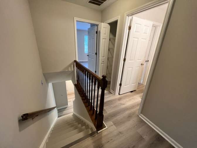 Alcove Rooms's room