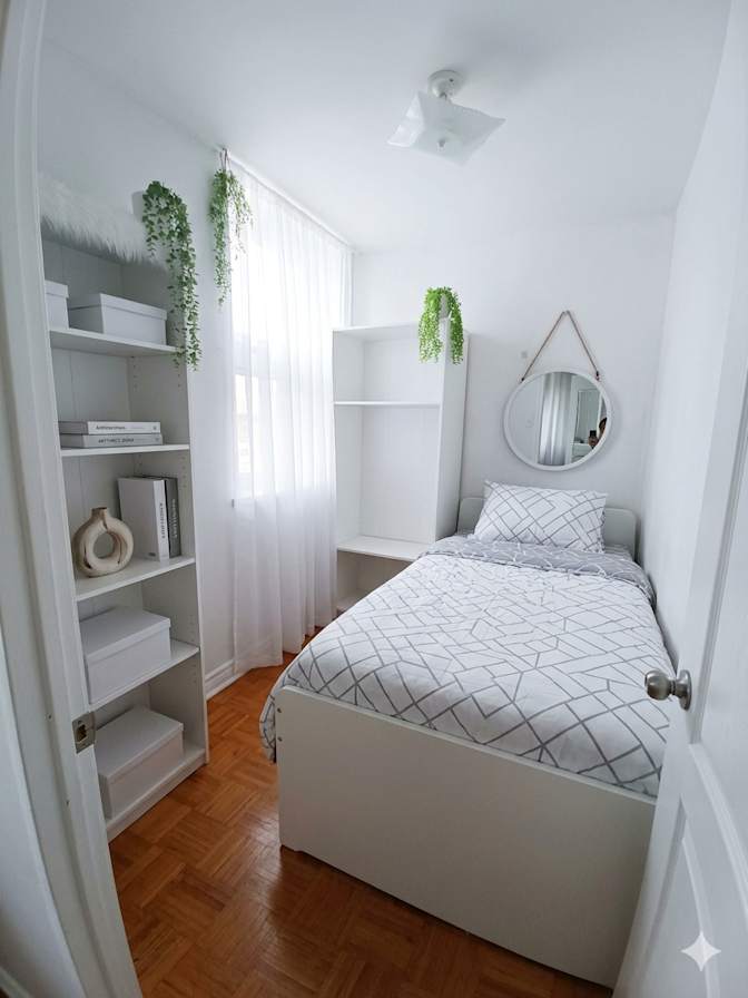 Susa's room