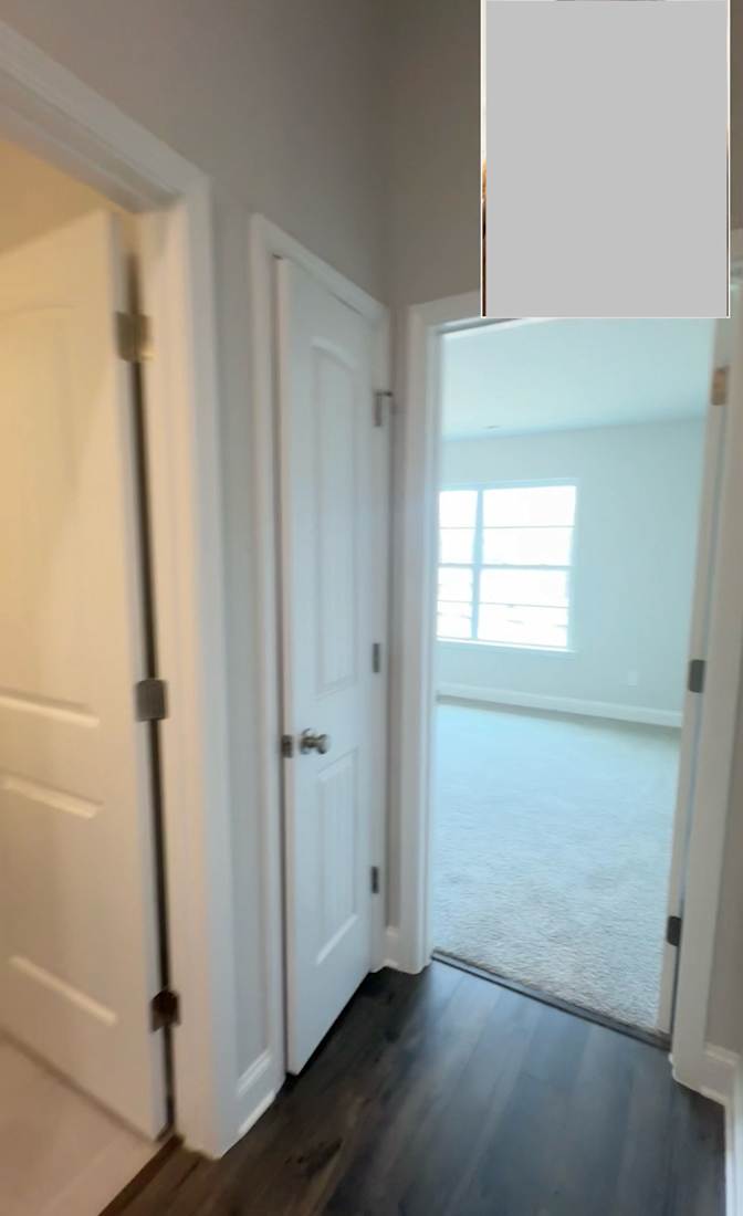 Arie's room