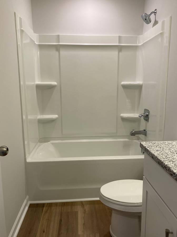 Alcove Rooms's room