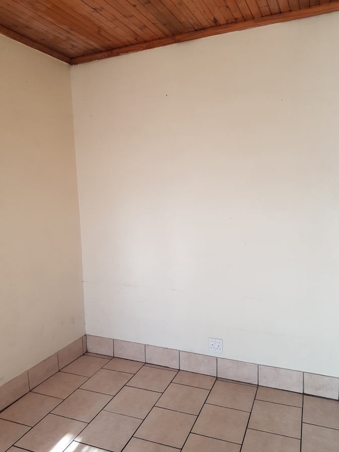 Rudi's room