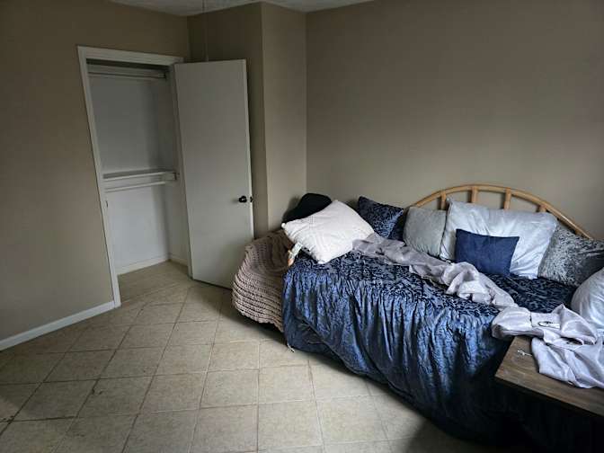 Dallas's room