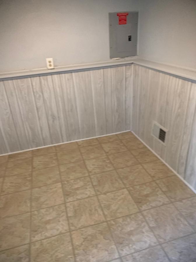 Khan's room