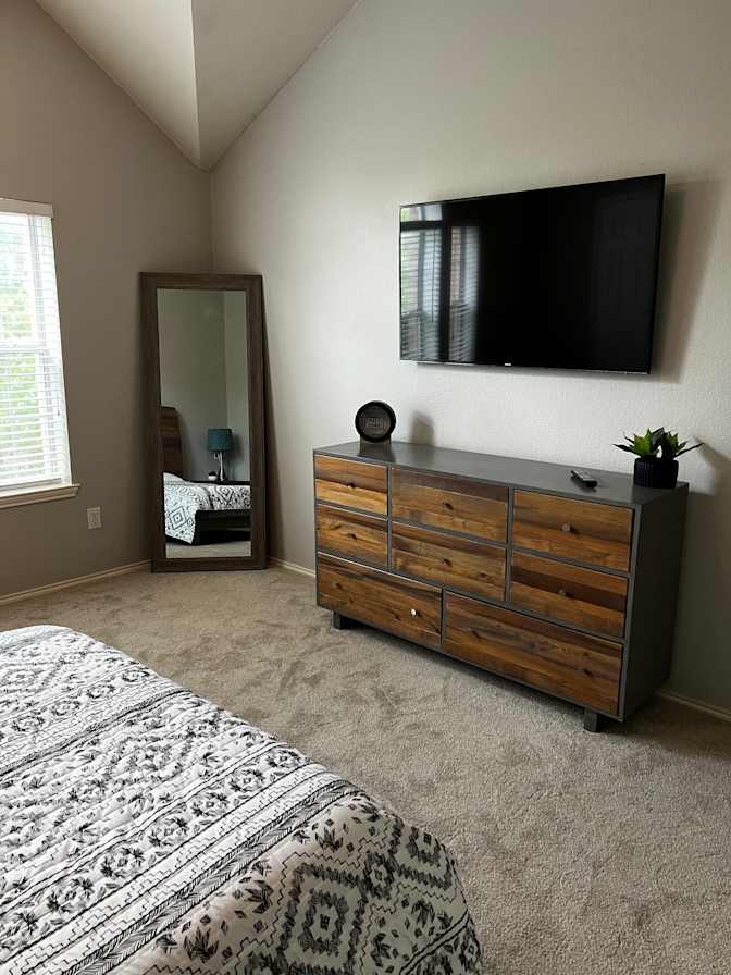 Tiana's room